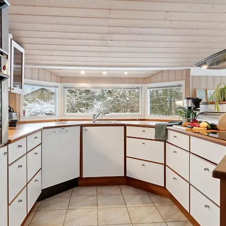 別荘 4 Bedroom Beautiful In *