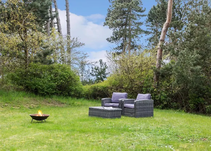 Holiday home 4 Bedroom Beautiful In Kalundborg